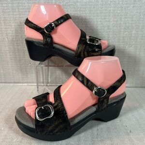 Dansko Black Gold Reptile Print Leather Strappy Platform Sandals EUR 37 US 6.5-7